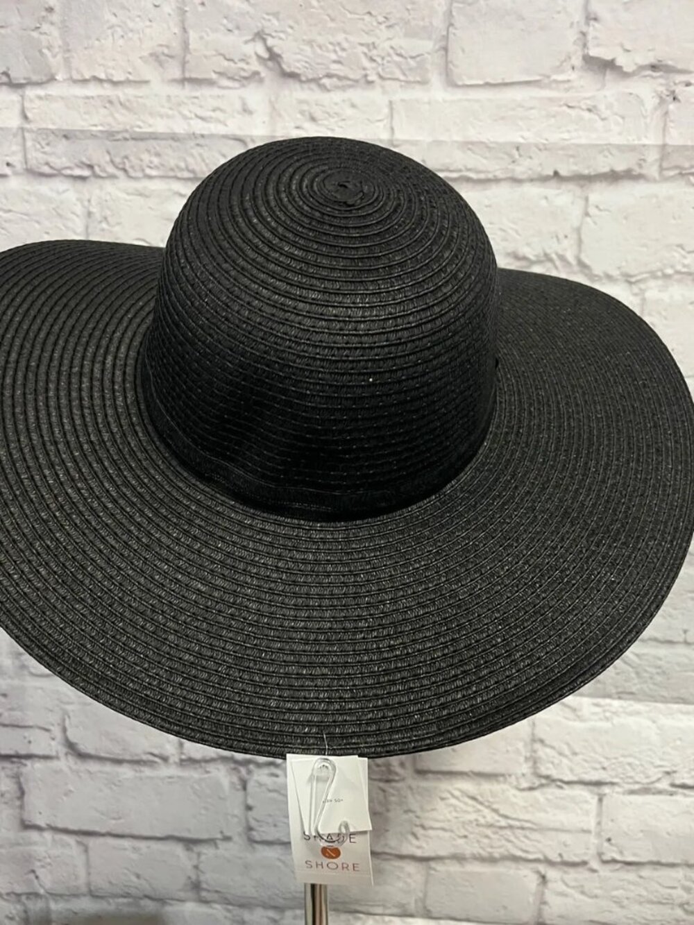 Shade and Shore Black Widebrimmed Hat NWT